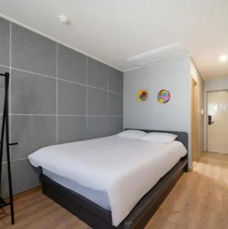 Stay Hyun Jeju Hotel